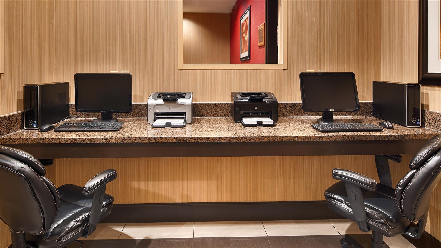 Best Western Plus Denton Inn & Suites Exterior foto