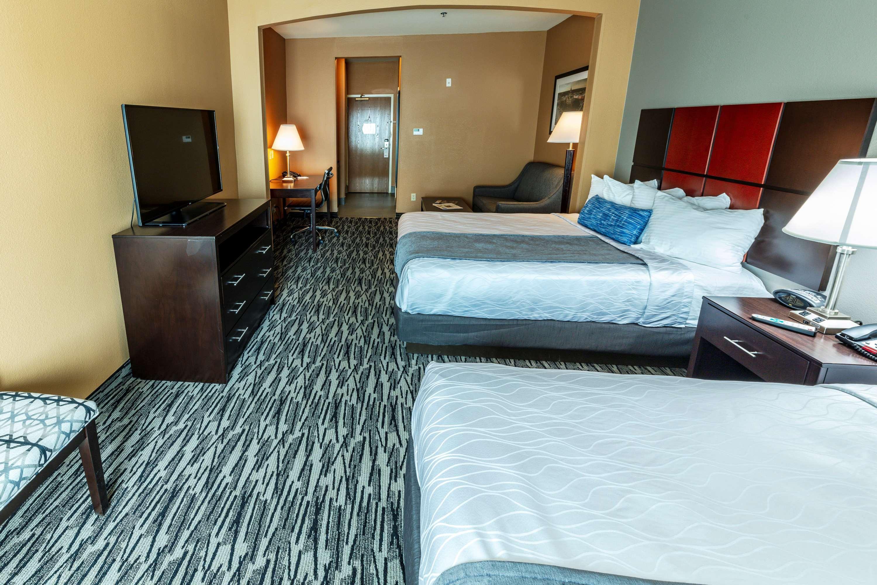 Best Western Plus Denton Inn & Suites Exterior foto