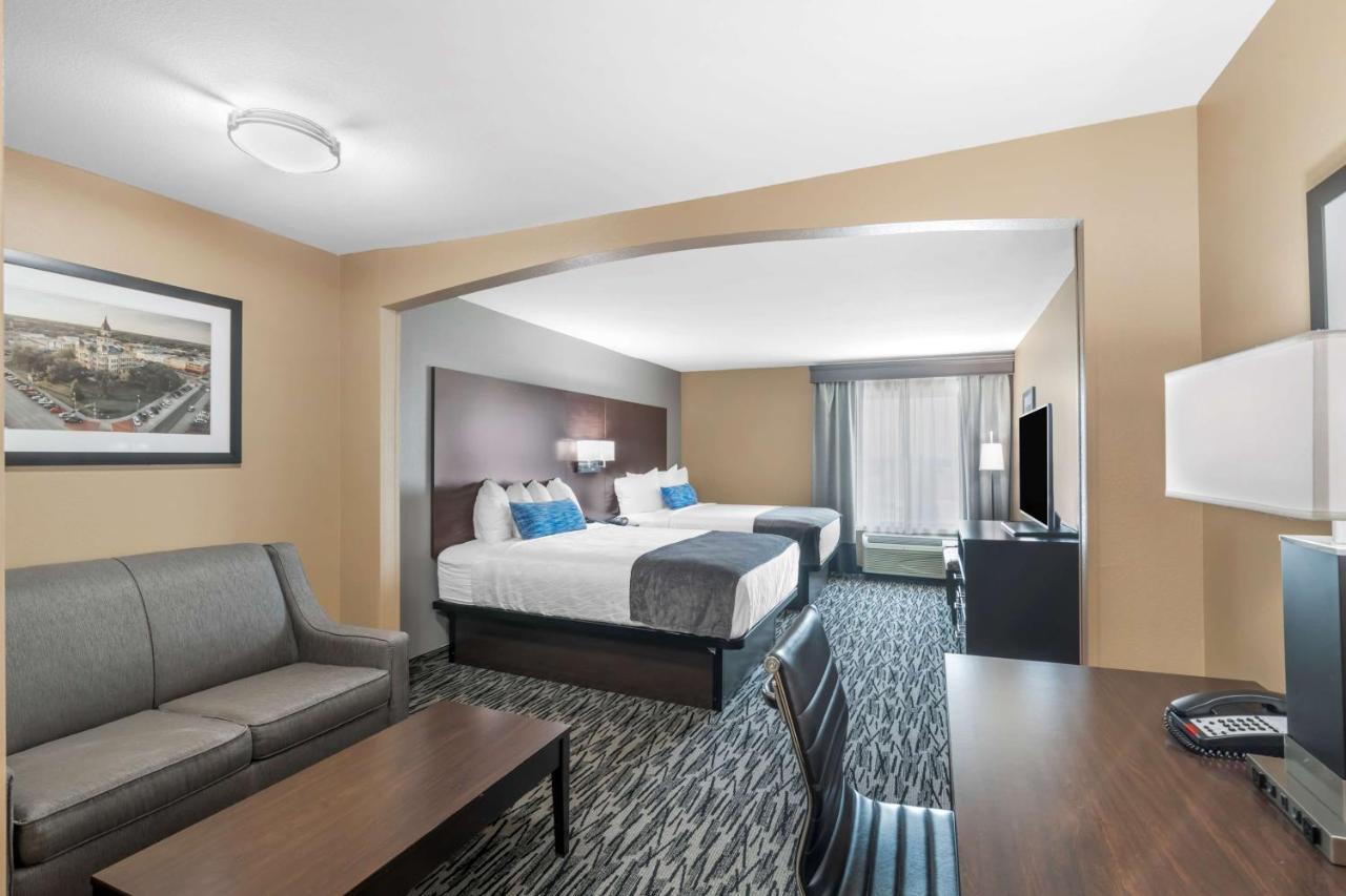 Best Western Plus Denton Inn & Suites Exterior foto
