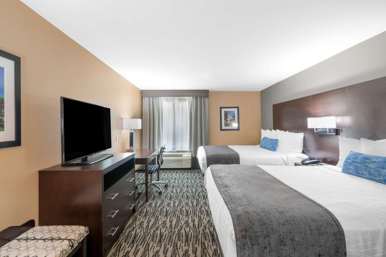 Best Western Plus Denton Inn & Suites Exterior foto